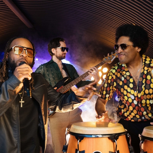 Groovalicious - Soul, Motown and Pop band 