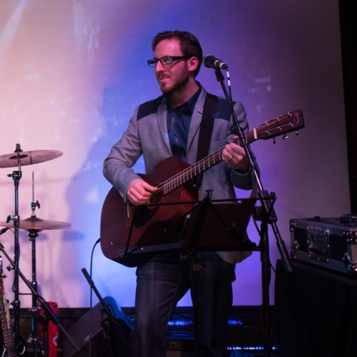 Shel C - Acoustic Guitarist/Singer