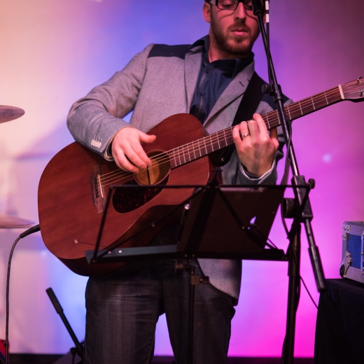 Shel C - Acoustic Guitarist/Singer