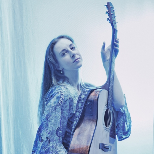 Rachel H - Acoustic Guitarist